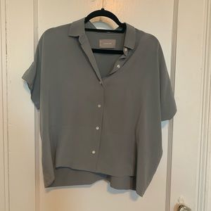 Everlane Silk Short-Sleeve Square Shirt